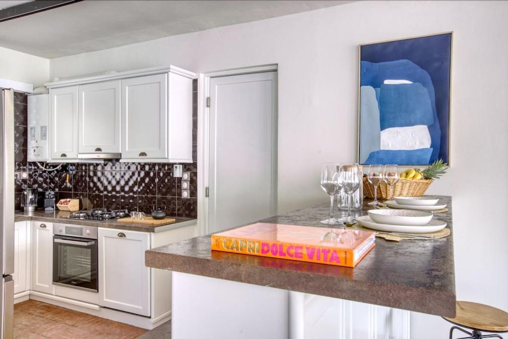 Sunny Luxury Loft,Stunning Acropolis View, Jacuzzi Leilighet Athen Eksteriør bilde
